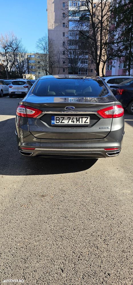 Ford Mondeo 2.0 HEV Vignale - 4