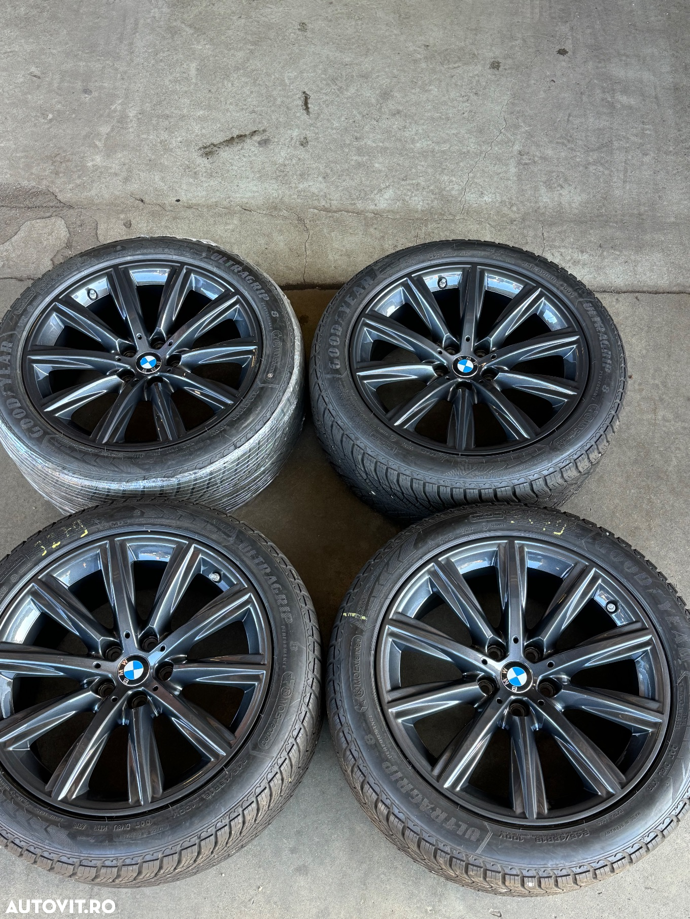 Vând jante originale BMW G30 seria 5 pe 18” cu anvelope de iarnă - 2