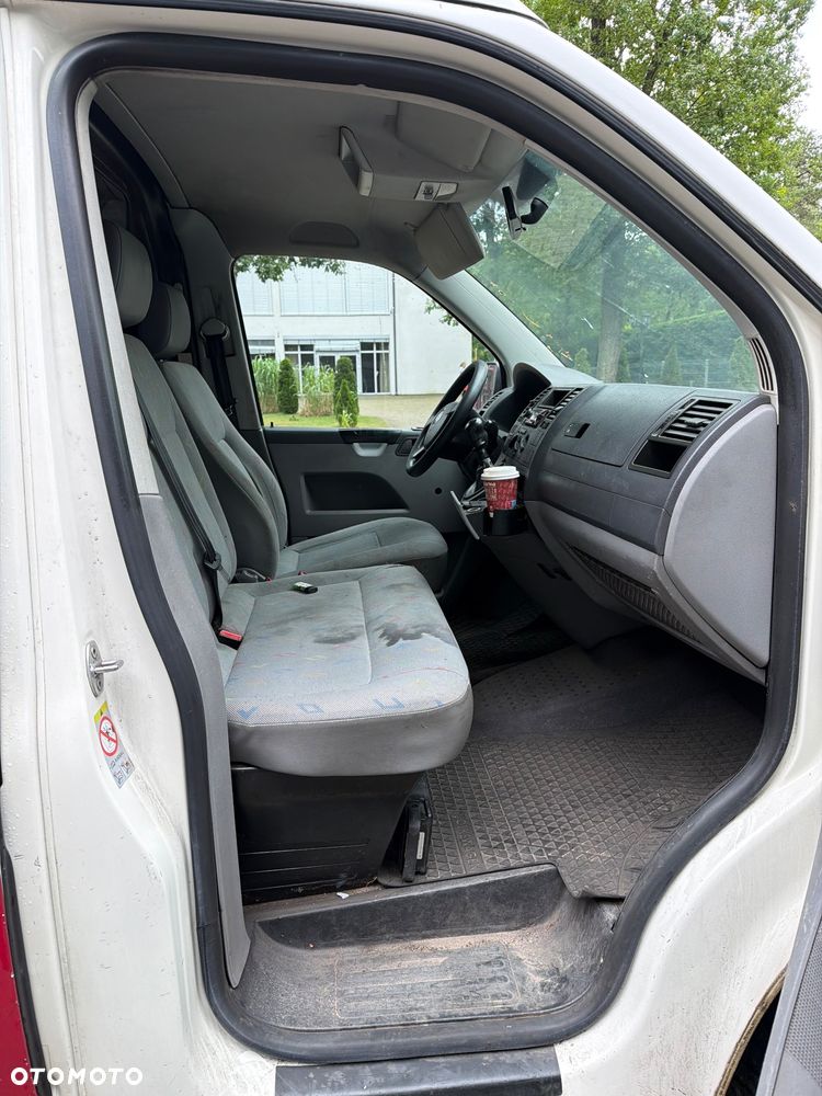 Volkswagen Transporter T5 - 8