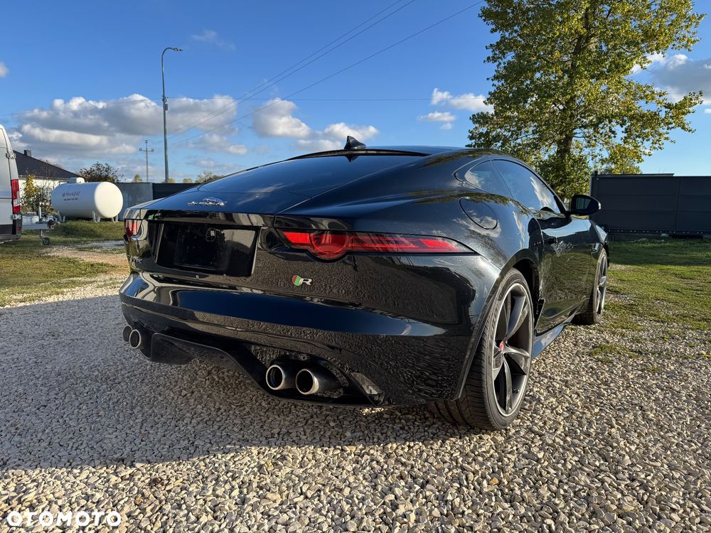 Jaguar F-Type - 8