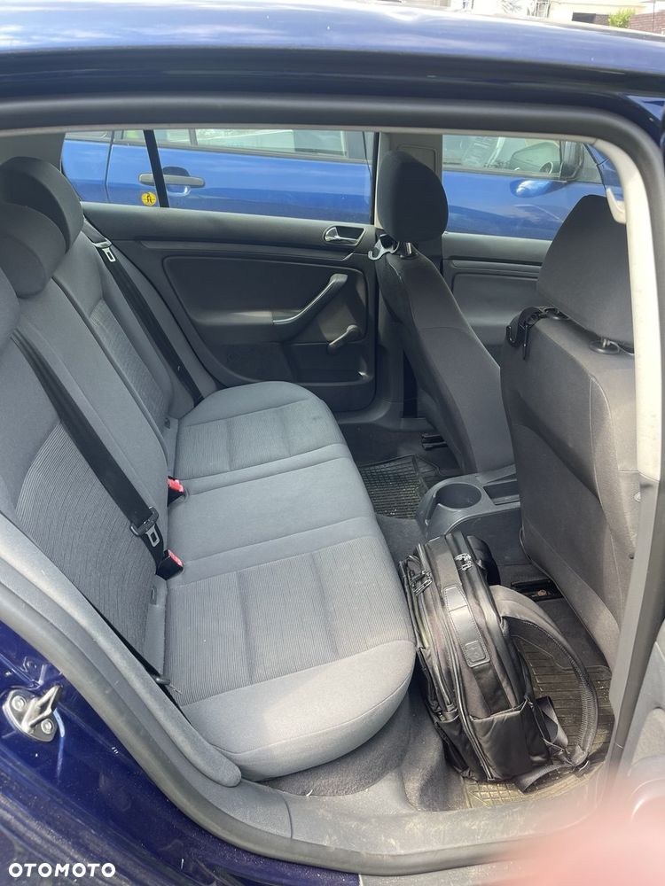 Volkswagen Golf 1.9 TDI DPF Comfortline - 9