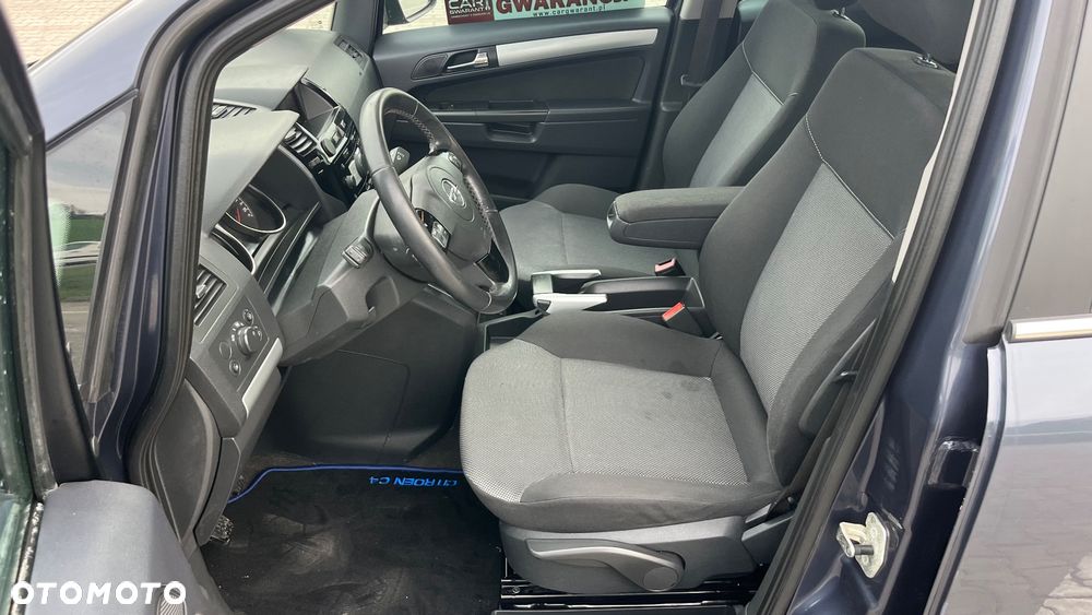 Opel Zafira 1.7 CDTI Essentia - 11