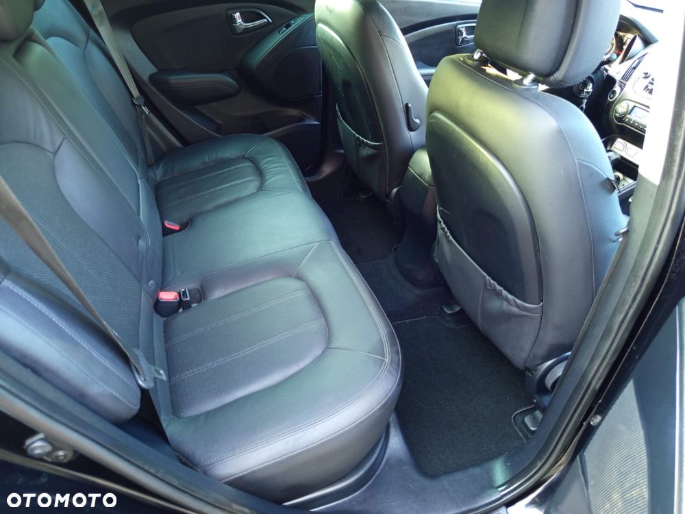 Hyundai ix35 2.0 CRDi 4WD Automatik Premium - 33