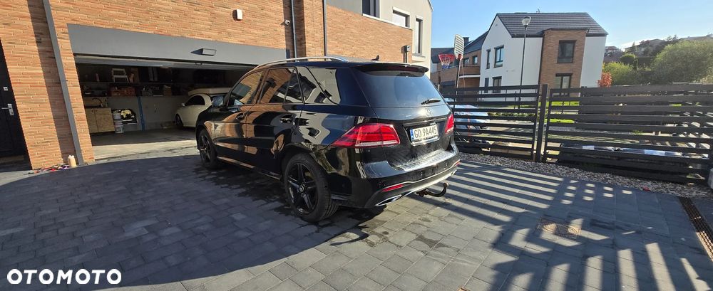 Mercedes-Benz GLE 250 d 4-Matic - 4