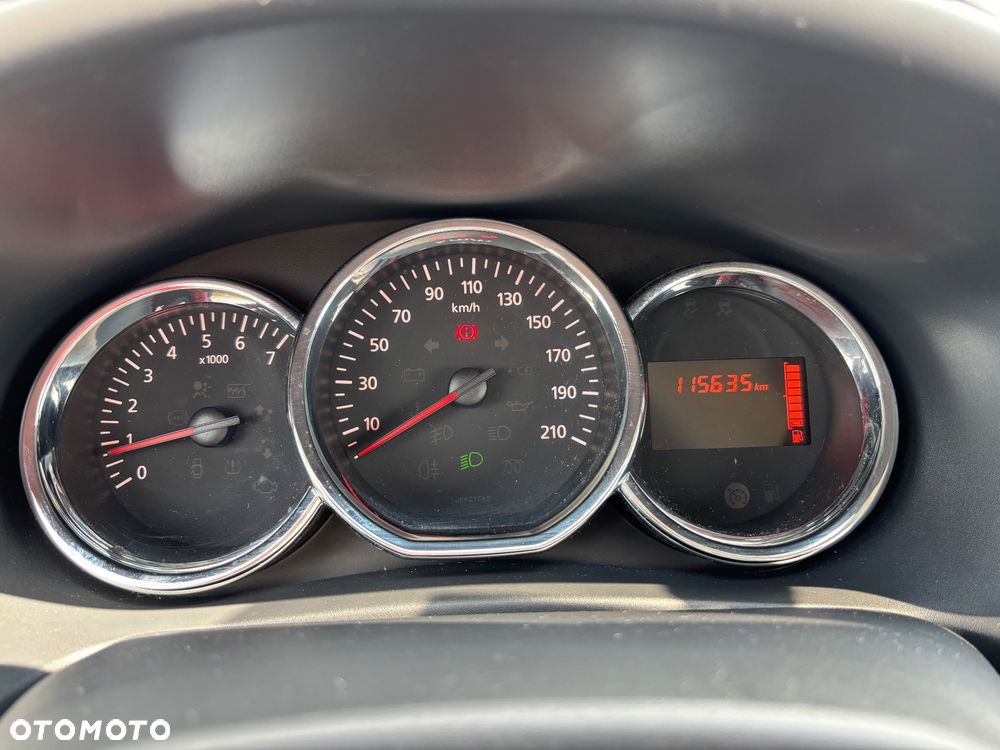 Dacia Sandero TCe 90 Celebration - 19