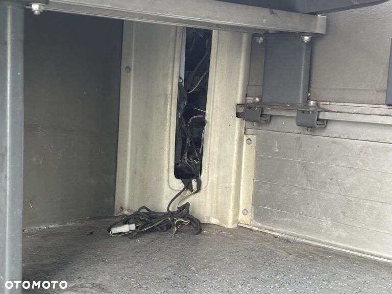 Mercedes-Benz Sprinter 906 - 21