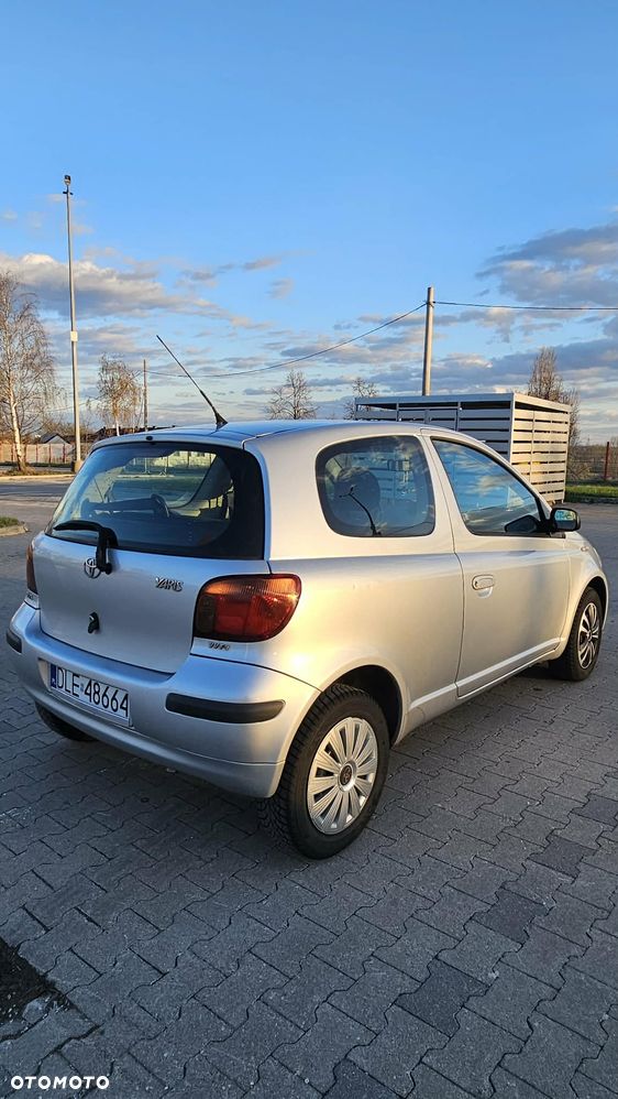 Toyota Yaris - 5