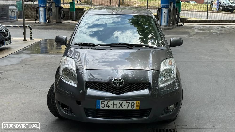 Toyota Yaris 1.0 VVT-i AC Manual - 2