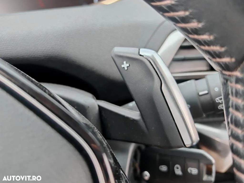 Peugeot 3008 1.5 BlueHDI S&S EAT8 Active - 25