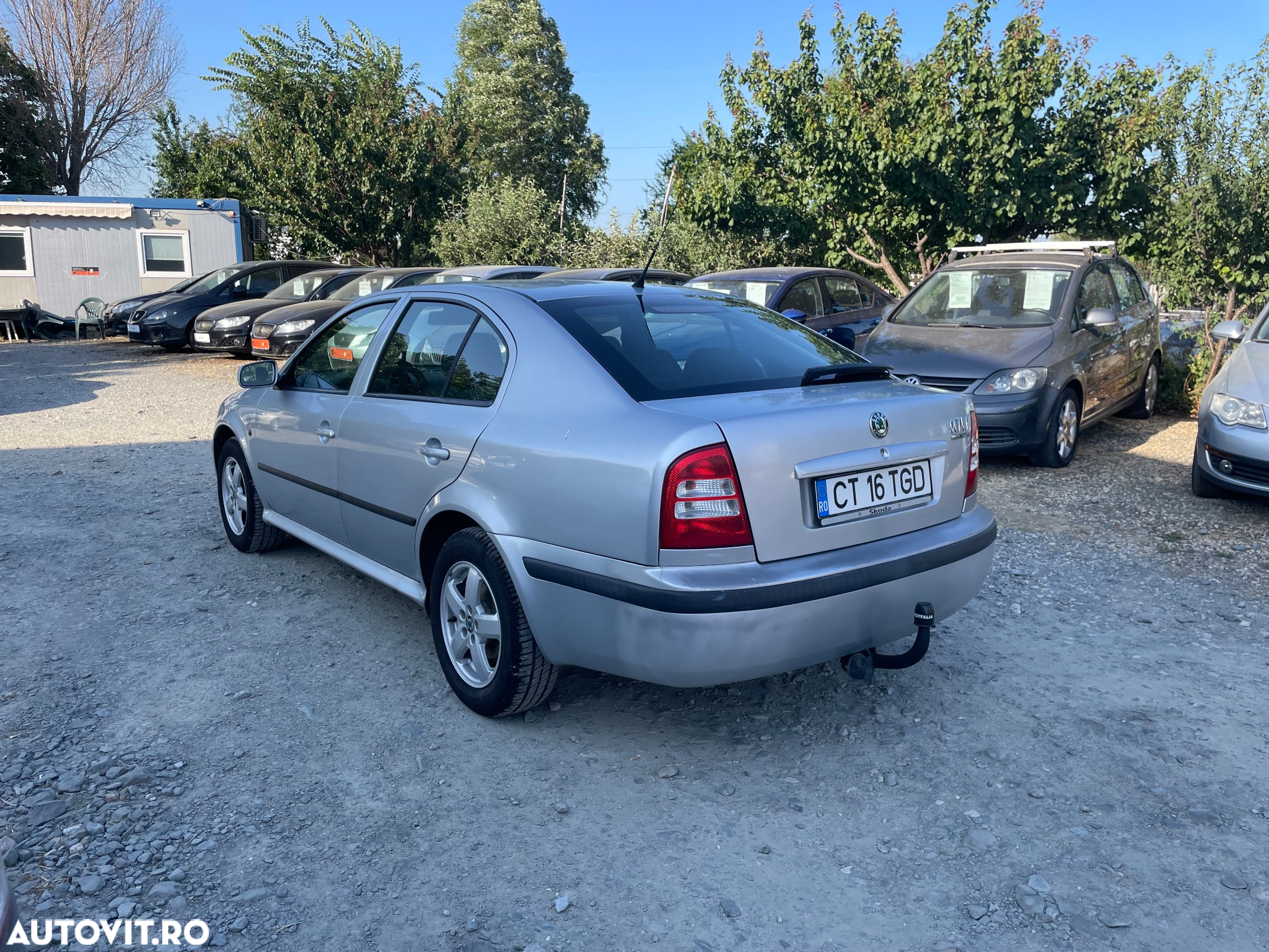 Skoda Octavia 1.6 Tour - 14