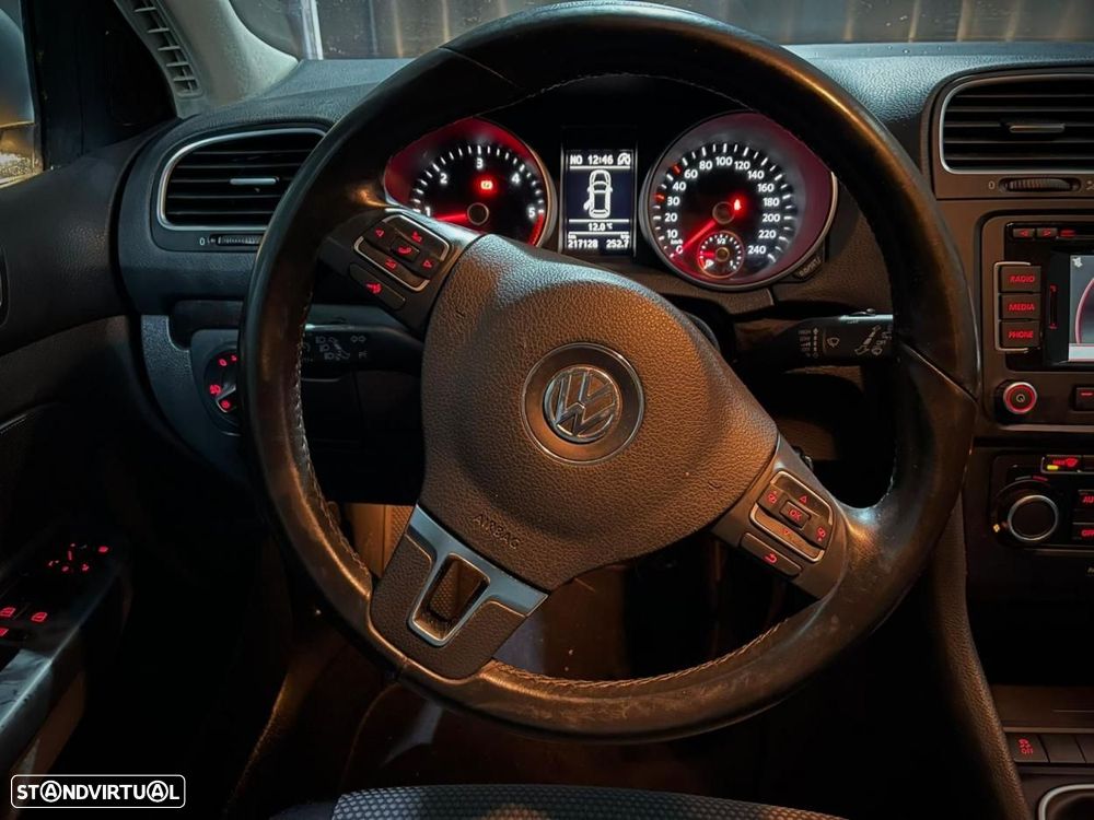VW Golf Variant 1.6 TDi DPF Comfortline - 15