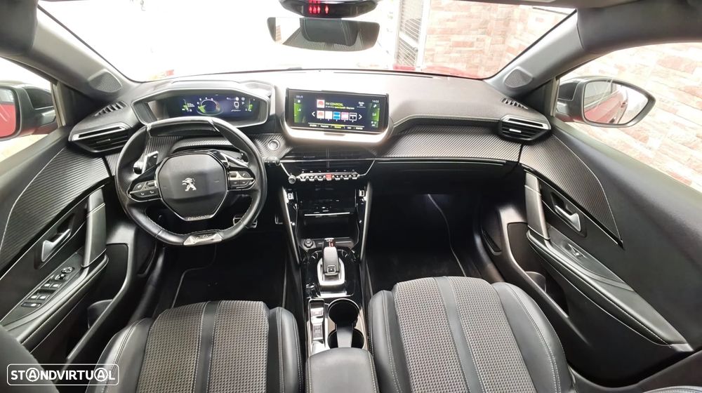 Peugeot 208 1.2 PureTech GT EAT8 - 13
