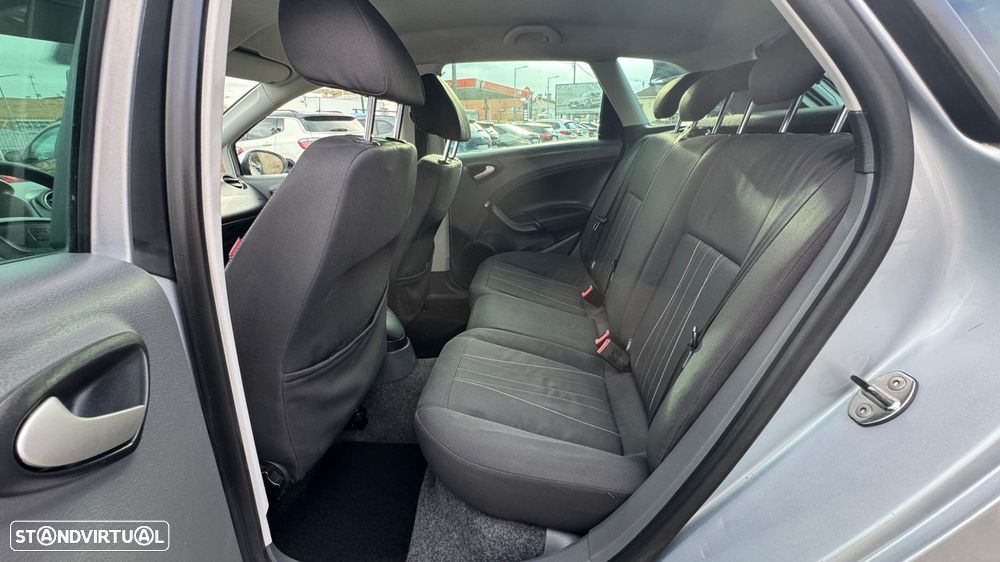 SEAT Ibiza ST 1.6 TDI Copa DPF - 10