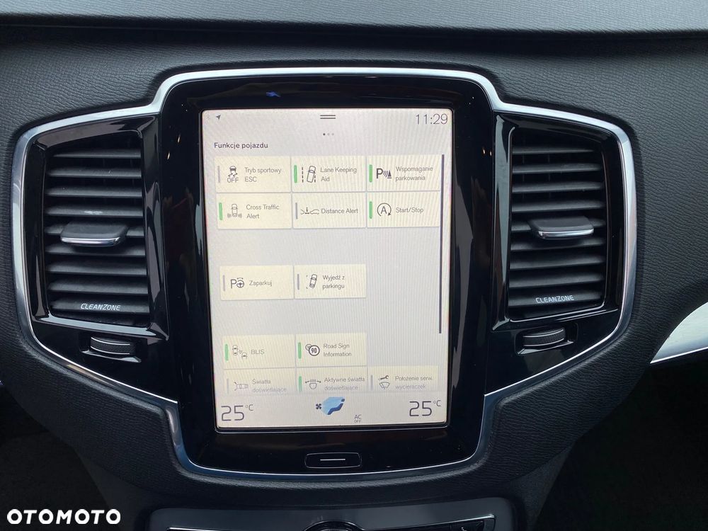 Volvo XC 90 D5 AWD Geartronic Momentum - 24