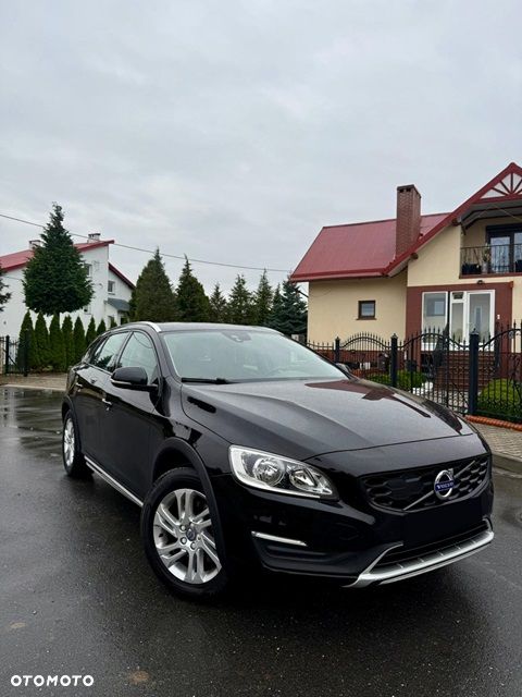 Volvo V60 Cross Country D3 Geartronic Momentum - 2