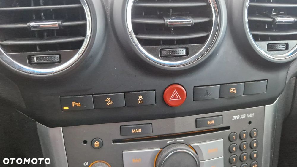 Opel Antara 2.2 CDTI Cosmo - 22