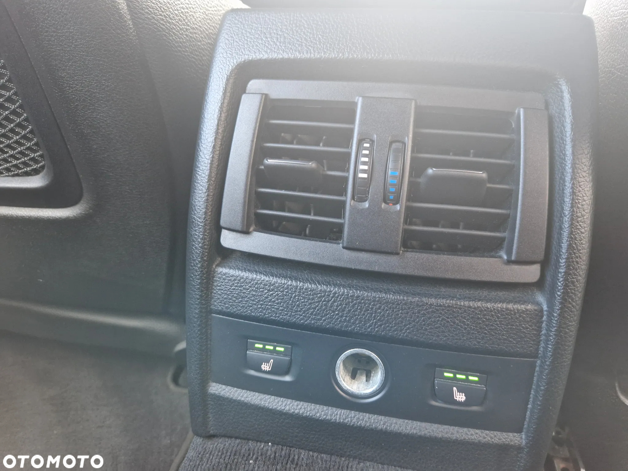 BMW Seria 3 330d xDrive M Sport EU6 - 19