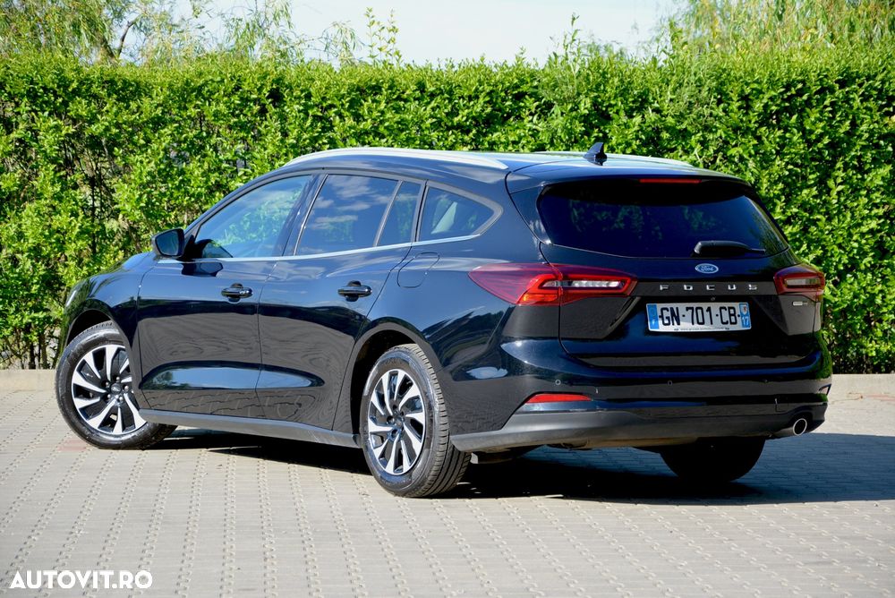 Ford Focus 1.0 EcoBoost Hybrid TITANIUM X - 9