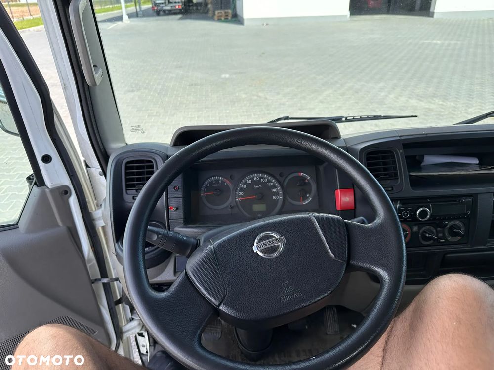Nissan Cabstar - 15