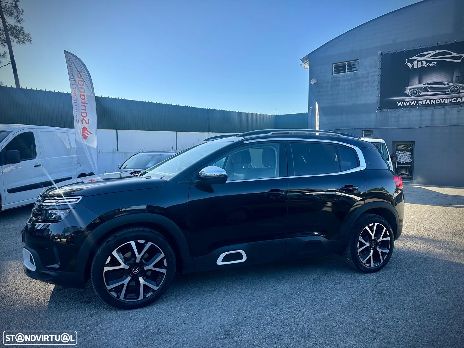 Citroën C5 Aircross 1.5 BlueHDi Shine J19 EAT8 - 4