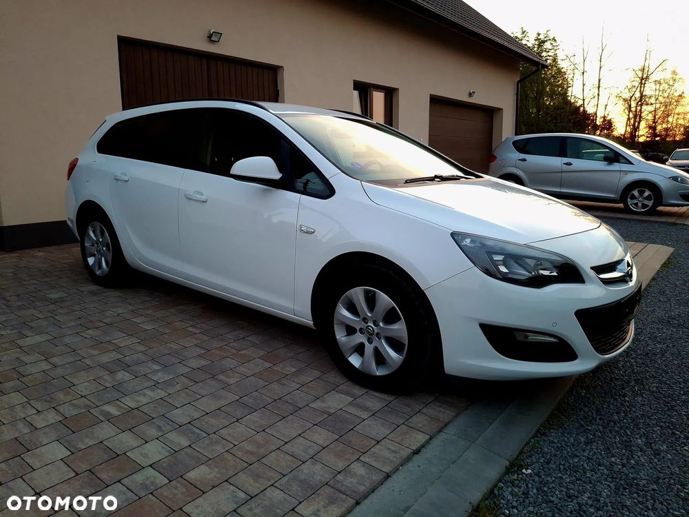 Opel Astra 1.4 Turbo Selection - 3