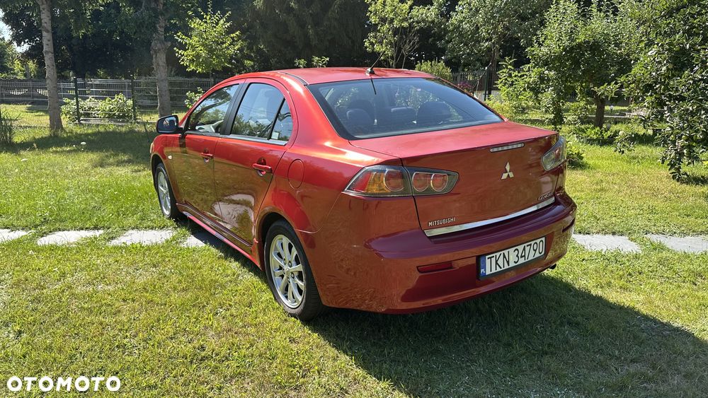 Mitsubishi Lancer 1.8 Invite - 11