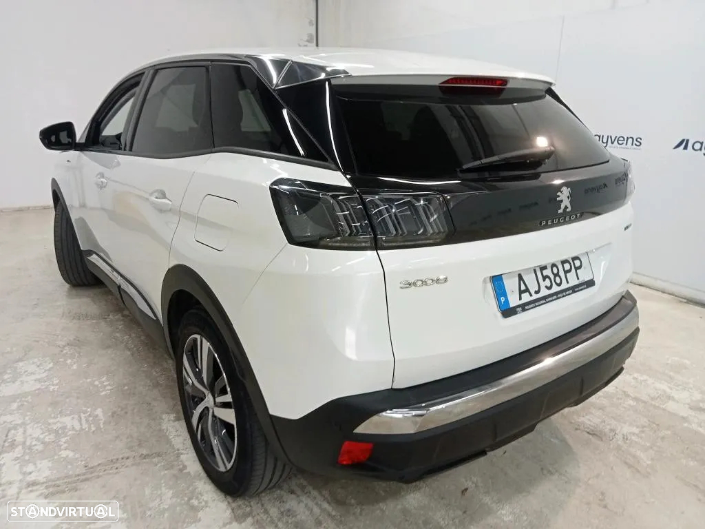 Peugeot 3008 1.6 Hybrid Allure e-EAT8 - 2