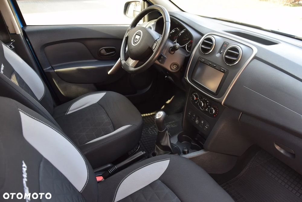 Dacia Sandero Stepway 0.9 TCe Laureate S&S EU6 - 13