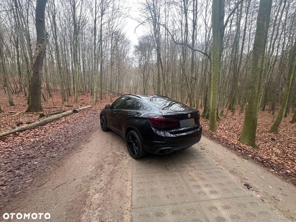 BMW X6 xDrive30d - 18