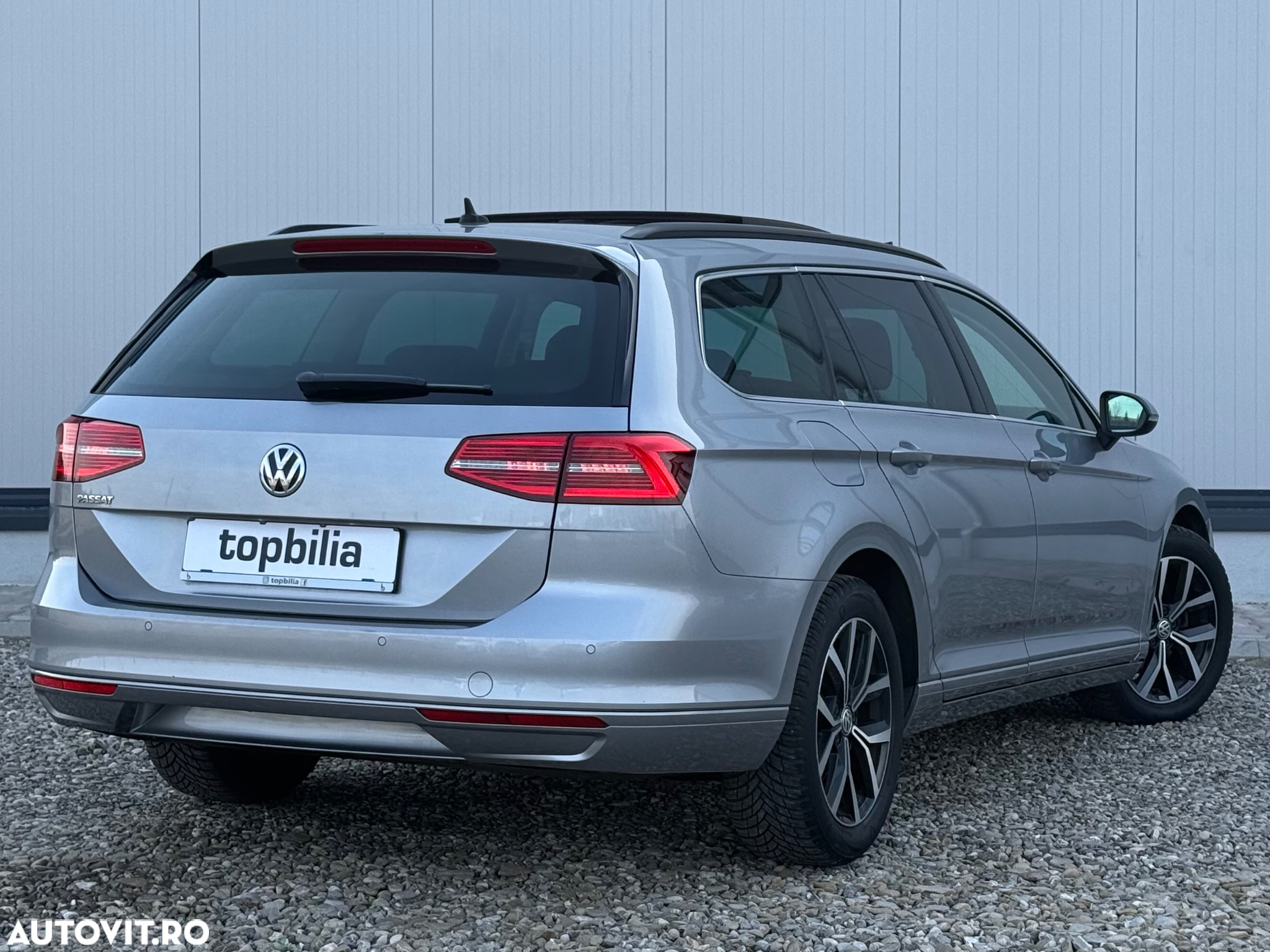 Volkswagen Passat Variant 2.0 TDI DSG Comfortline - 3