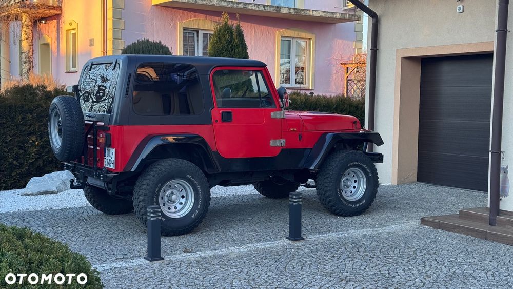 Jeep Wrangler 2.5L - 4