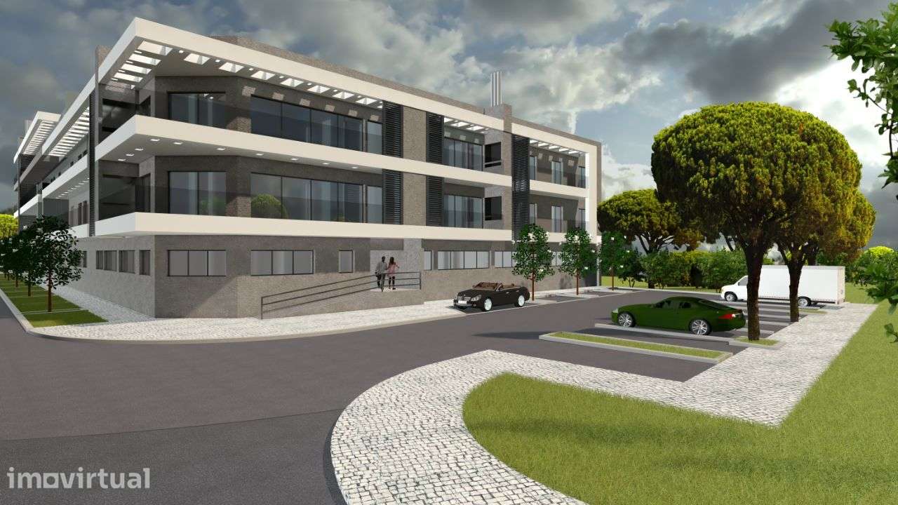 T4 Segundo andar orientação Sul, c/ 2 estacionamentos e sótão - Grande imagem: 2/15