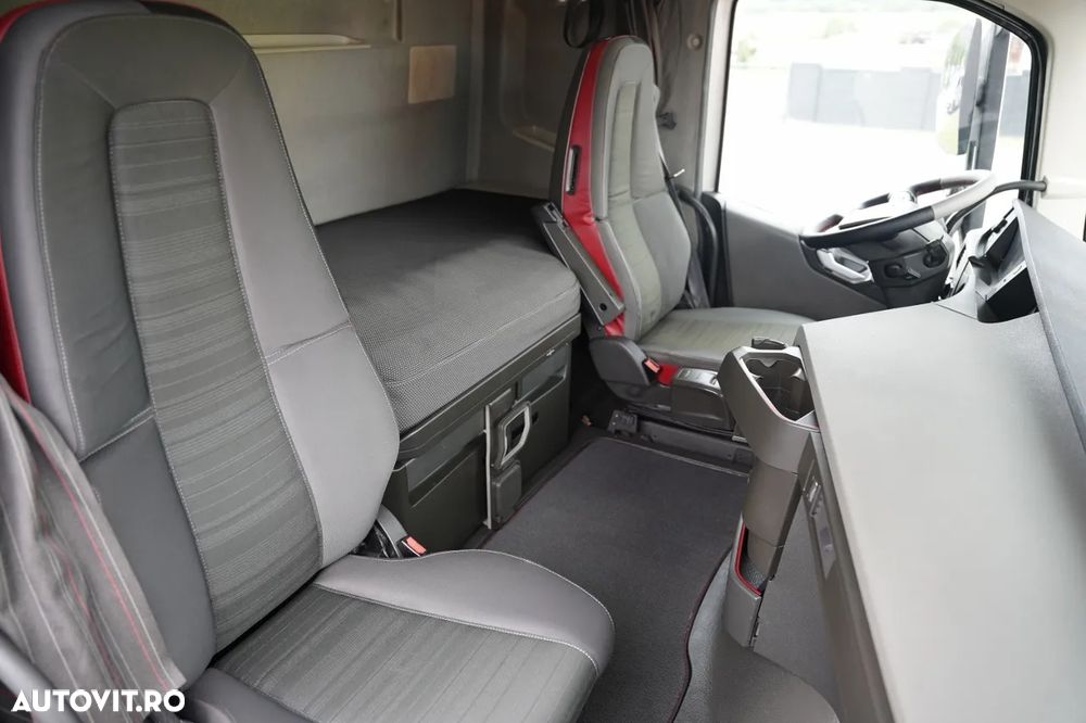 Volvo FH 460 / CABINĂ JOSĂ / I-SHIFT / - 34