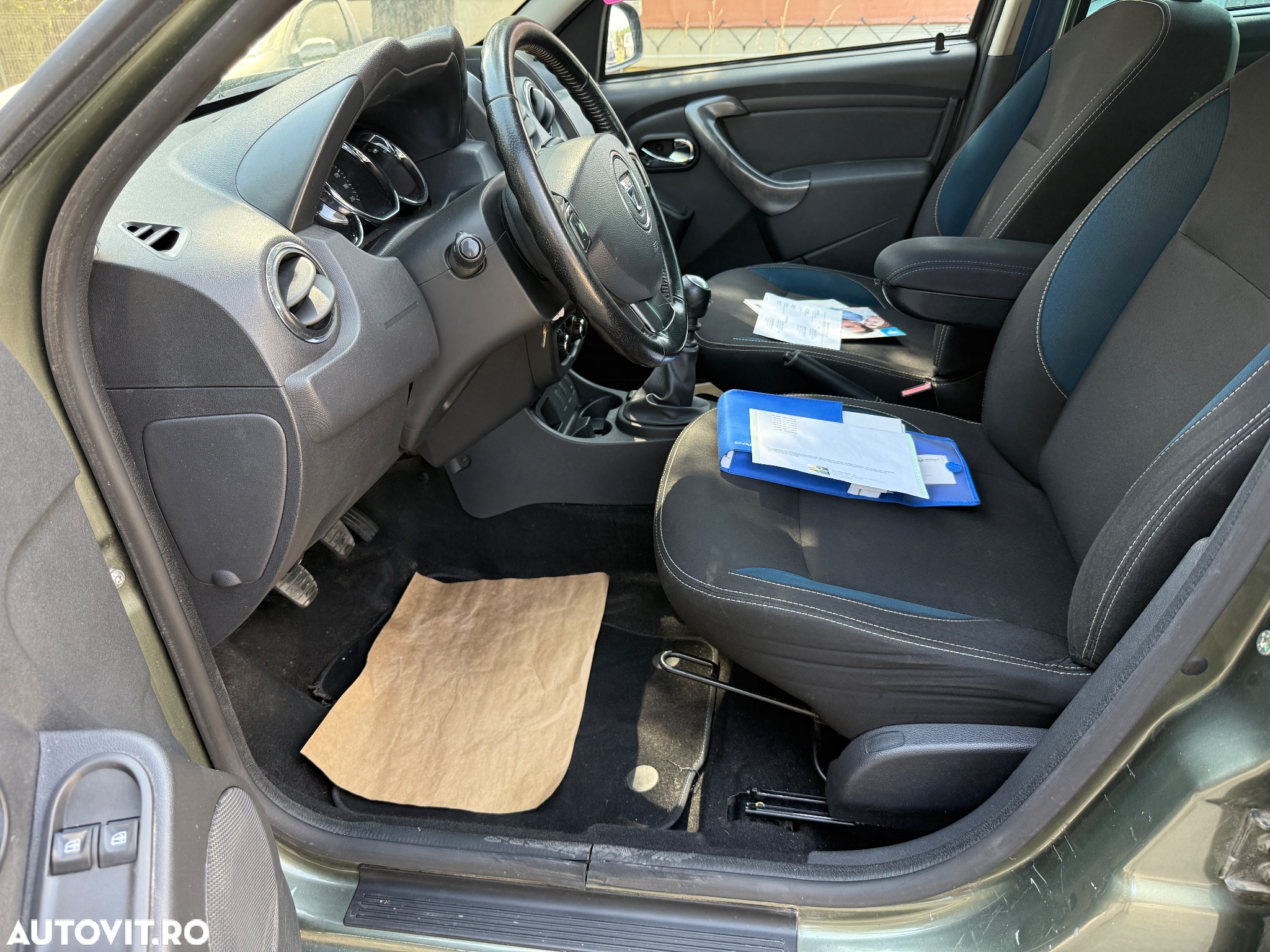 Dacia Duster 1.5 dCi 4x2 Laureate - 8