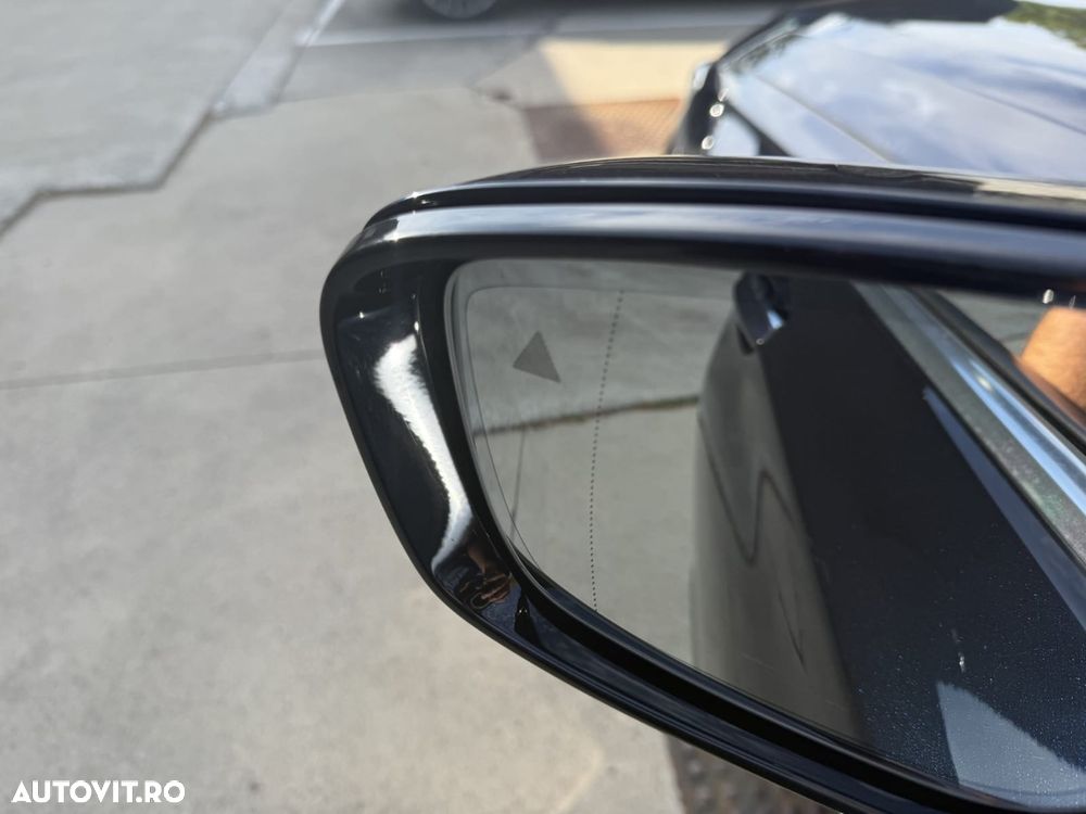 BMW Seria 7 745e - 11