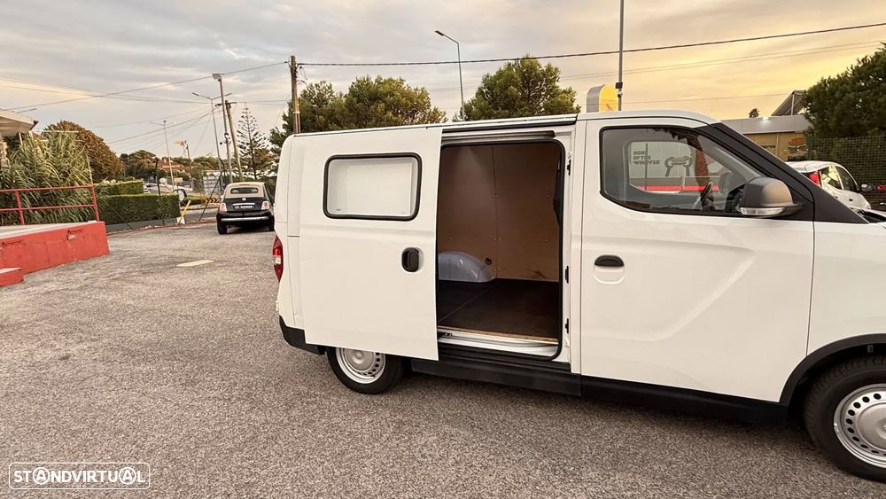 Maxus eDeliver 5 - 12