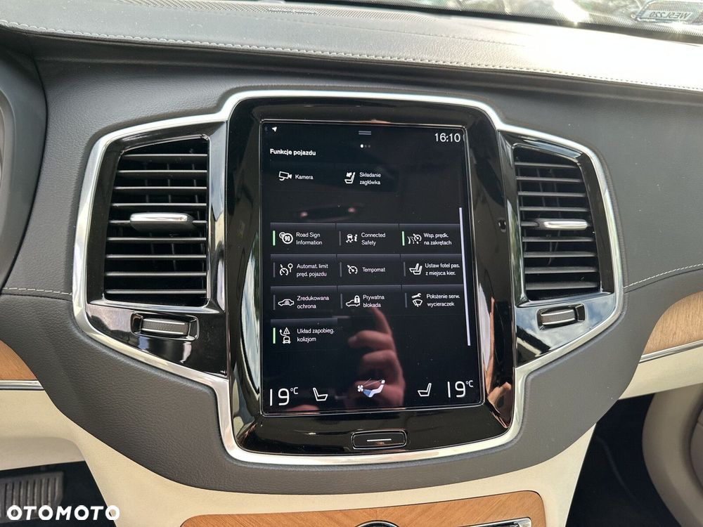 Volvo XC 90 B5 D AWD Inscription 7os - 18