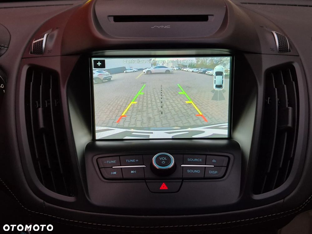 Ford Kuga 2.0 TDCi 4x4 Vignale - 30