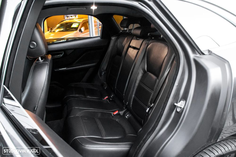 Jaguar F-Pace 20d Aut. Prestige - 29