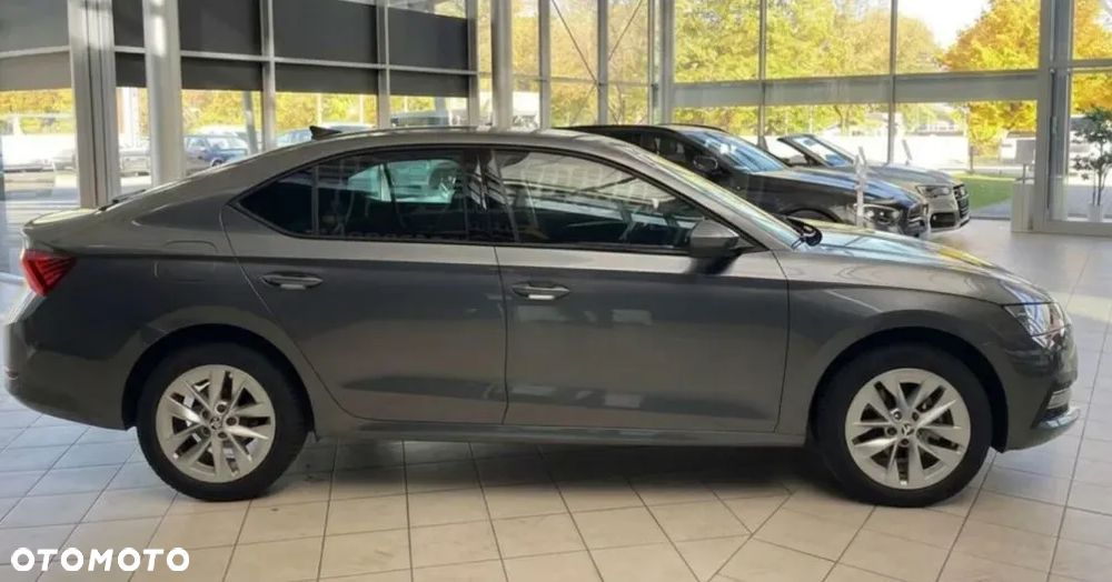 Skoda Octavia 1.5 TSI mHEV Edition 130 Selection DSG - 3