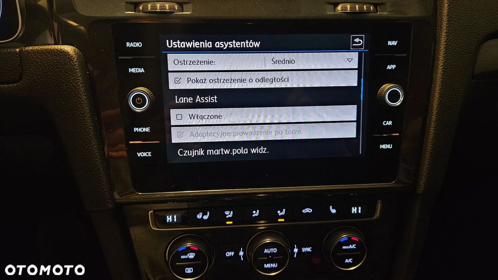 Volkswagen Golf 1.6 TDI (BlueMotion Technology) DSG Comfortline - 28