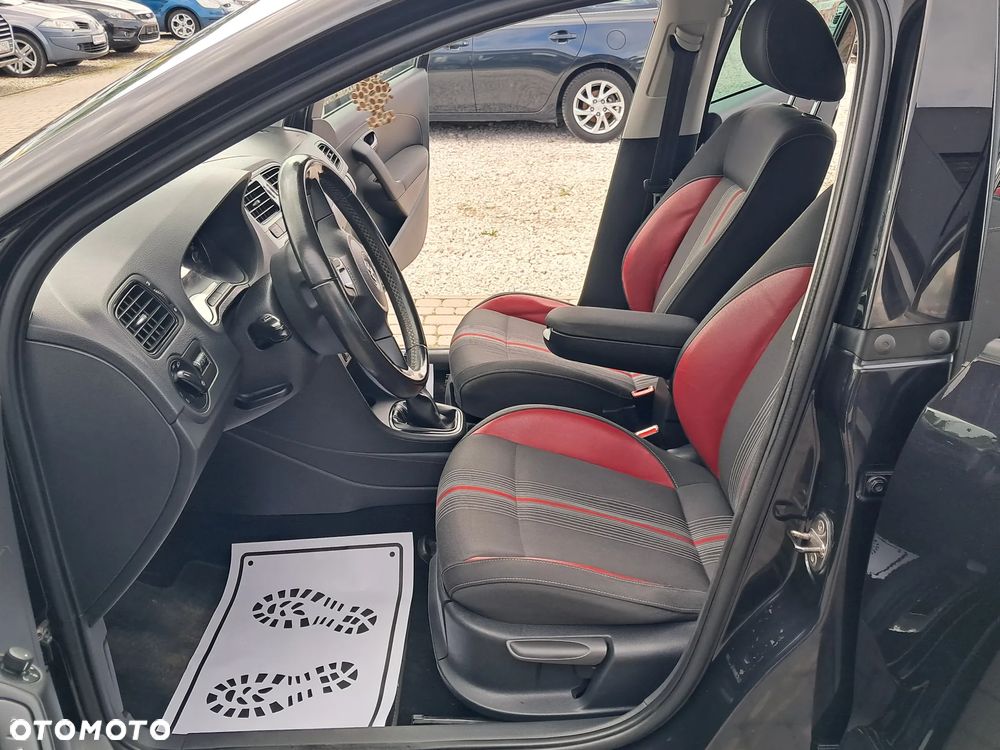Volkswagen Polo - 16