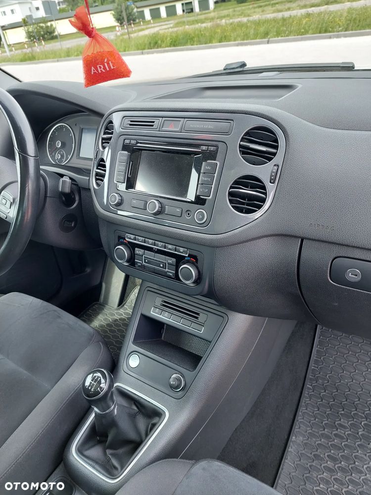 Volkswagen Tiguan 2.0 TDI DPF BlueMotion Technology Exclusive - 14