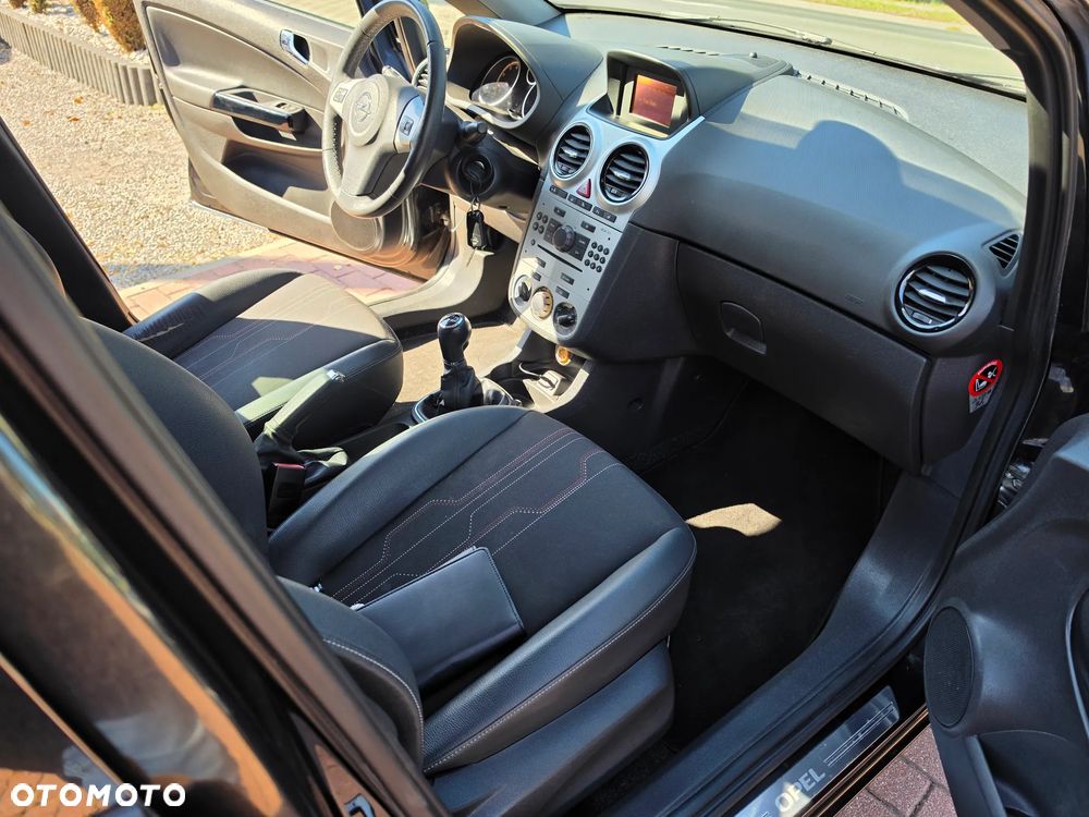 Opel Corsa 1.4 16V Navi - 20