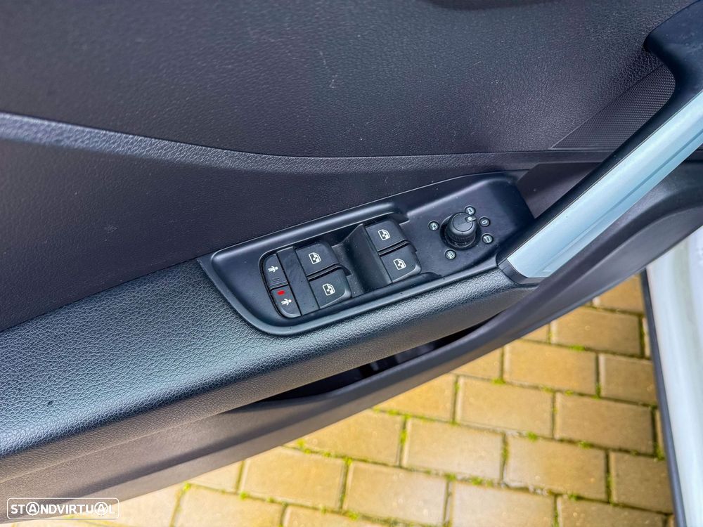 Audi Q2 30 TDI S tronic - 12