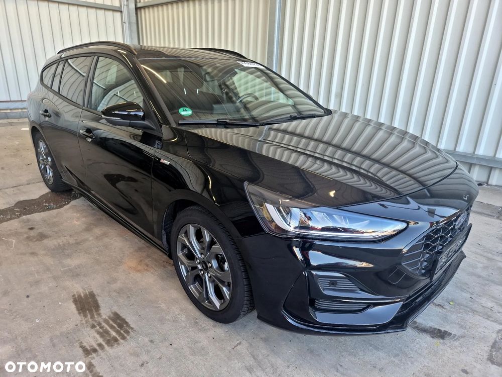Ford Focus 1.0 EcoBoost mHEV ST-Line X - 34