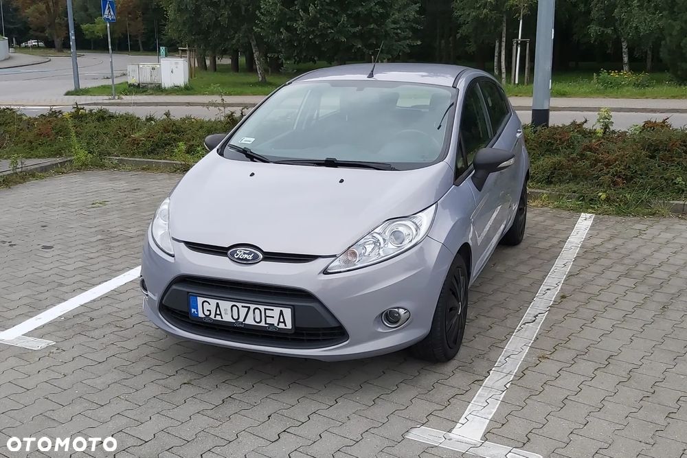 Ford Fiesta - 2