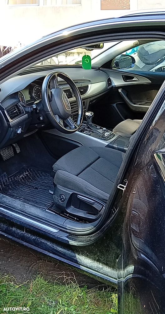 Audi A6 Avant - 8