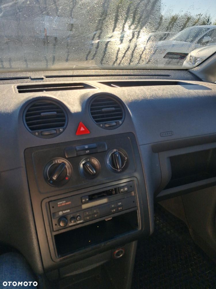 Volkswagen Caddy - 5