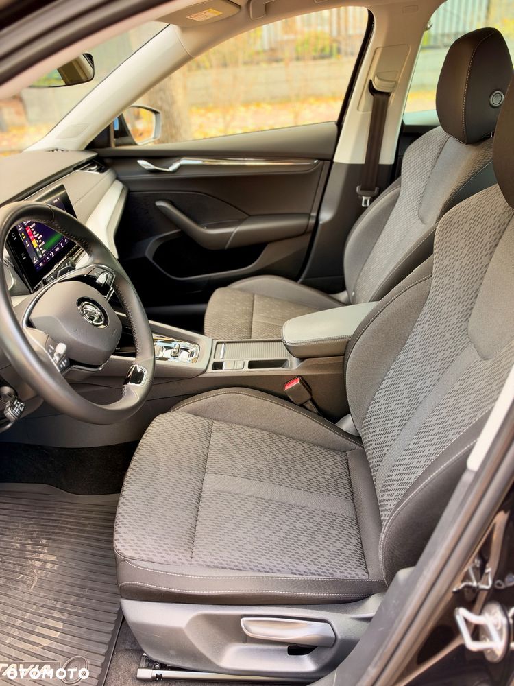Skoda Octavia 2.0 TDI Style DSG - 8